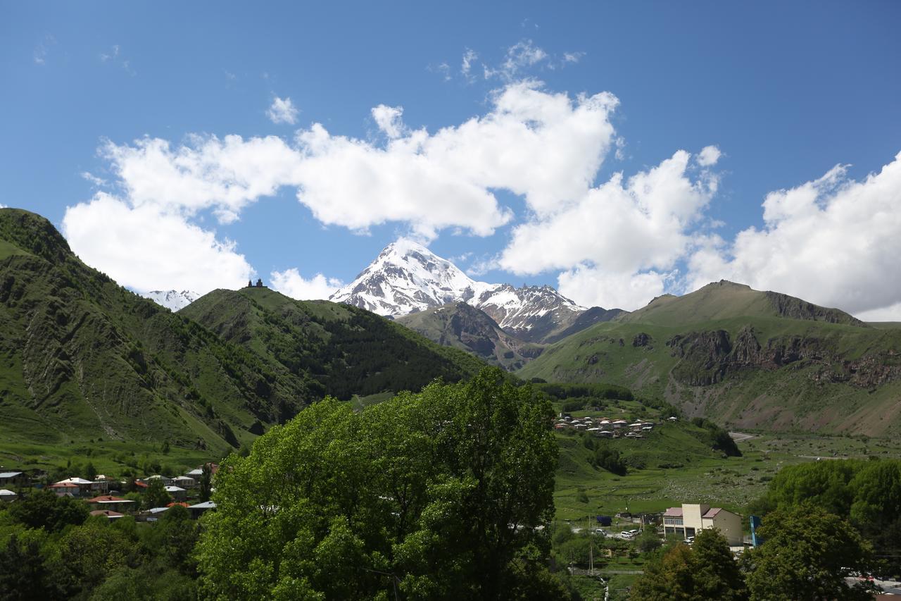 Soncho Kazbegi Hotel Buitenkant foto