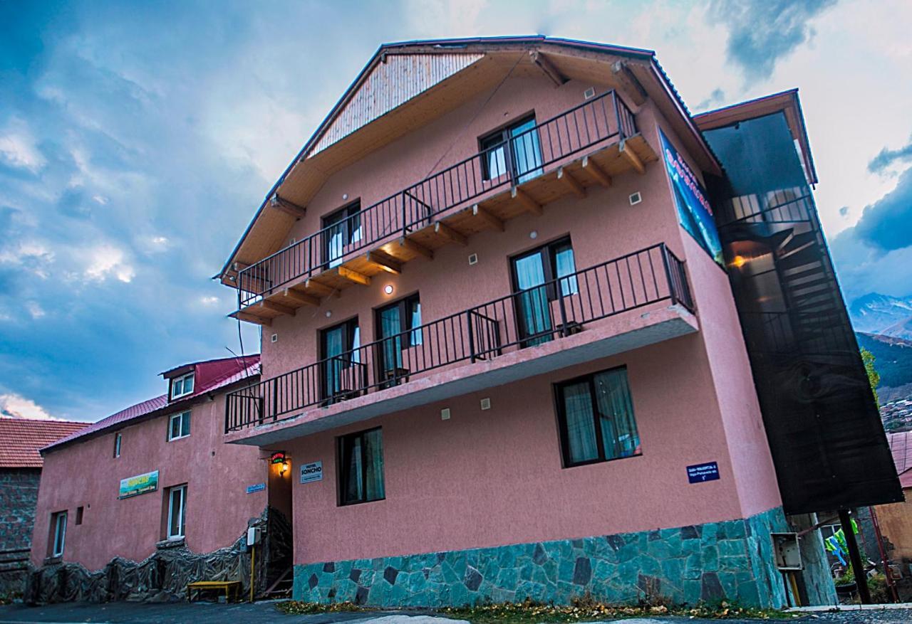 Soncho Kazbegi Hotel Buitenkant foto
